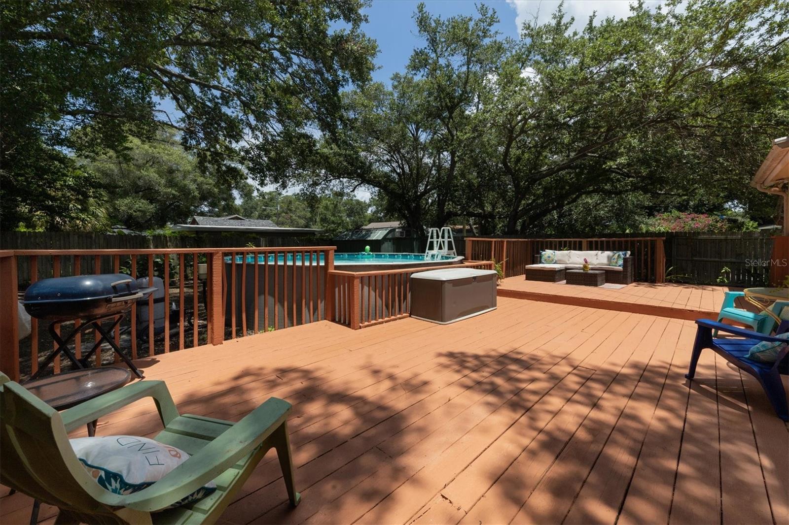 Deck & Pool Area