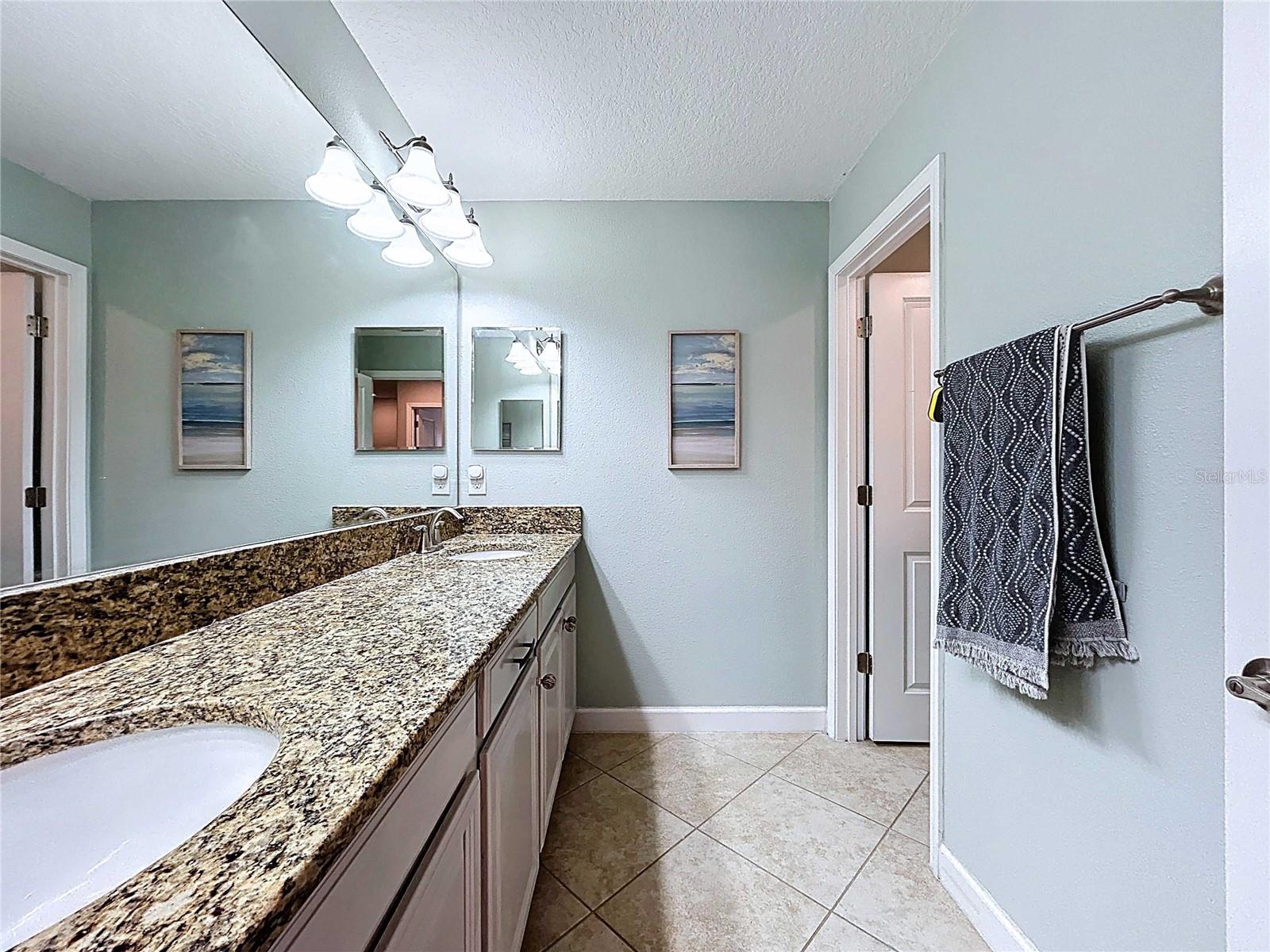 2nd Floor Bathroom