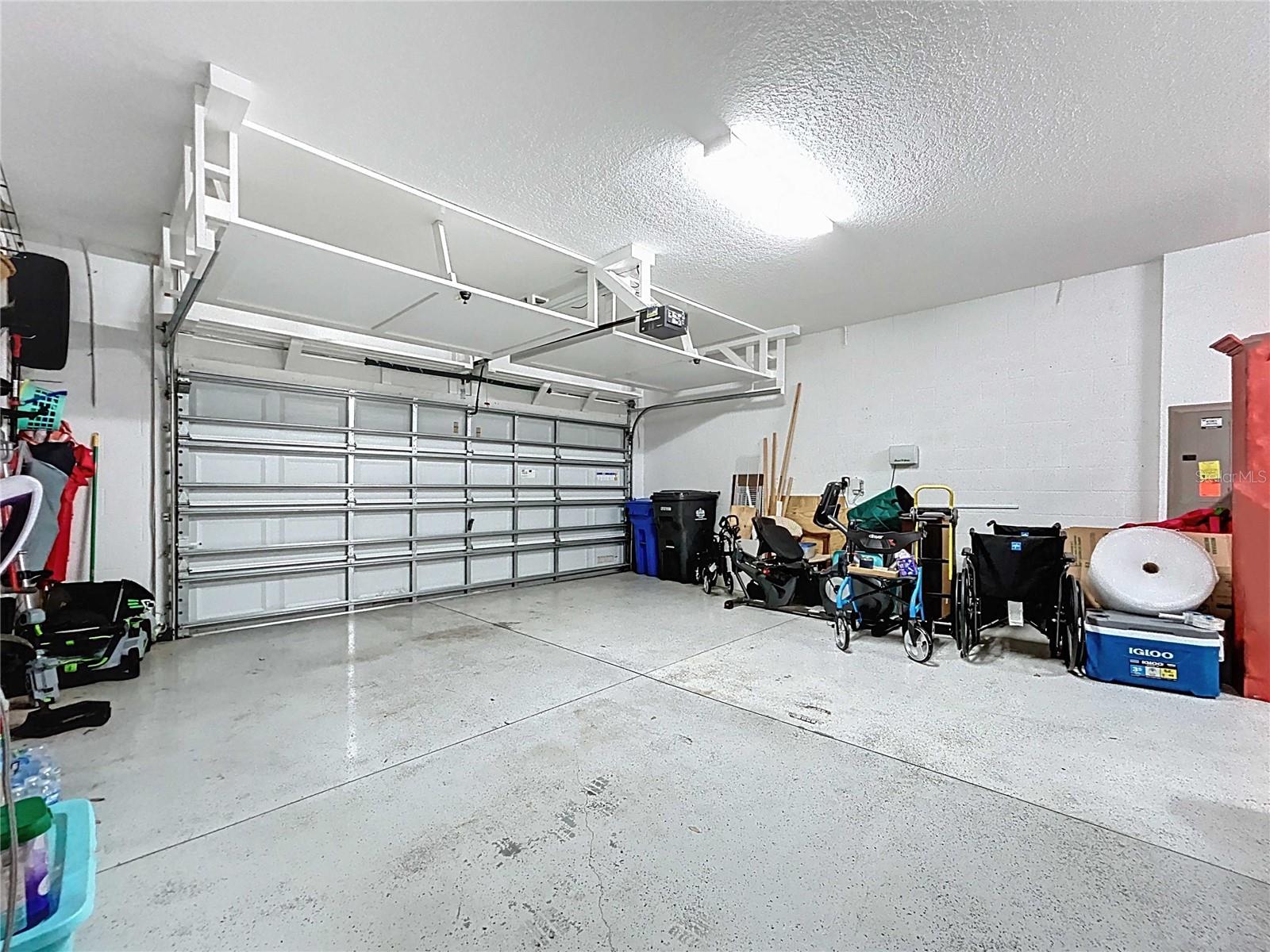 3 Car Tandem Garage