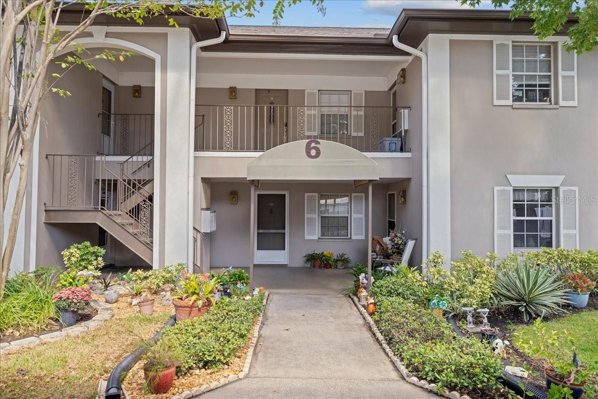 Welcome to 5265 East Bay Unit 622 in Clearwater Florida