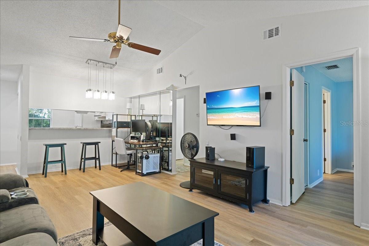 Combination dining room and living room