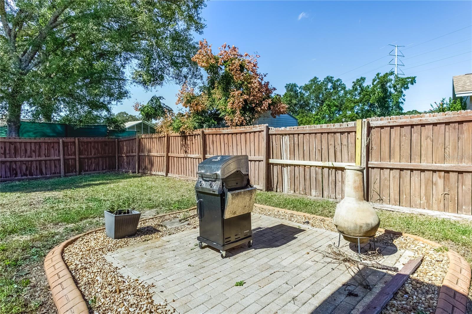 Lake Saxon, one of the community lakes