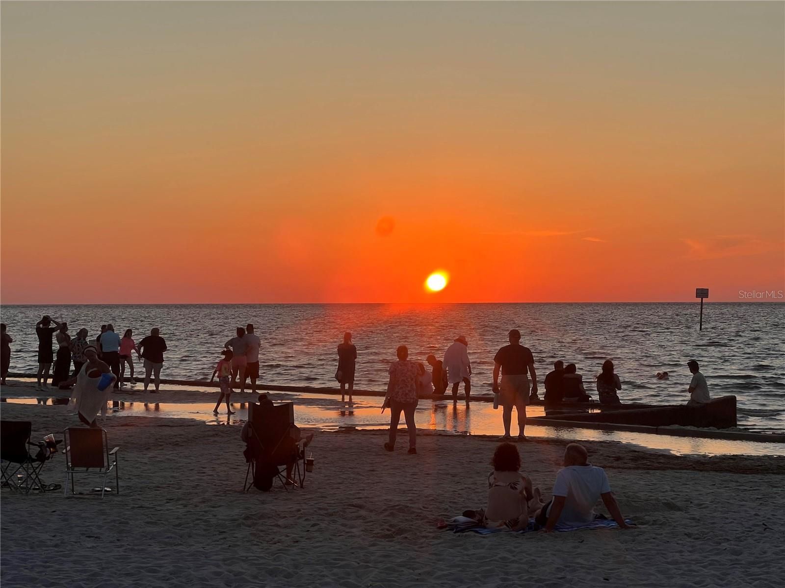 Pine Island Beach is approx 3 miles away with spectacular sunsets