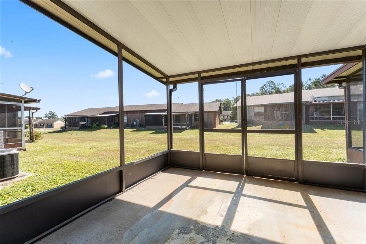 screened in patio