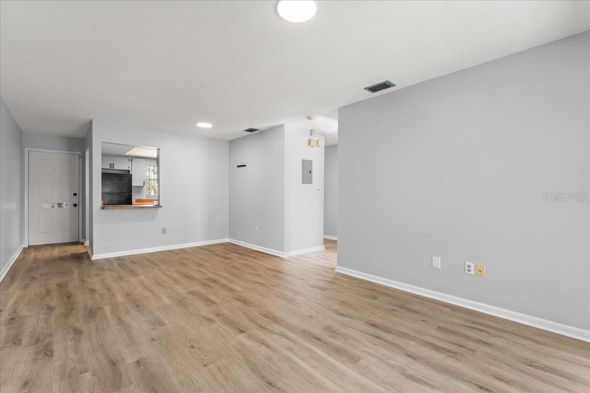 living/dining room