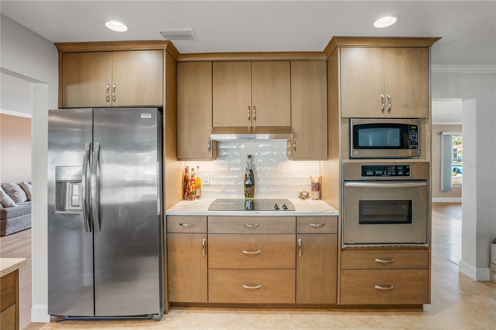 Kitchen - Right View