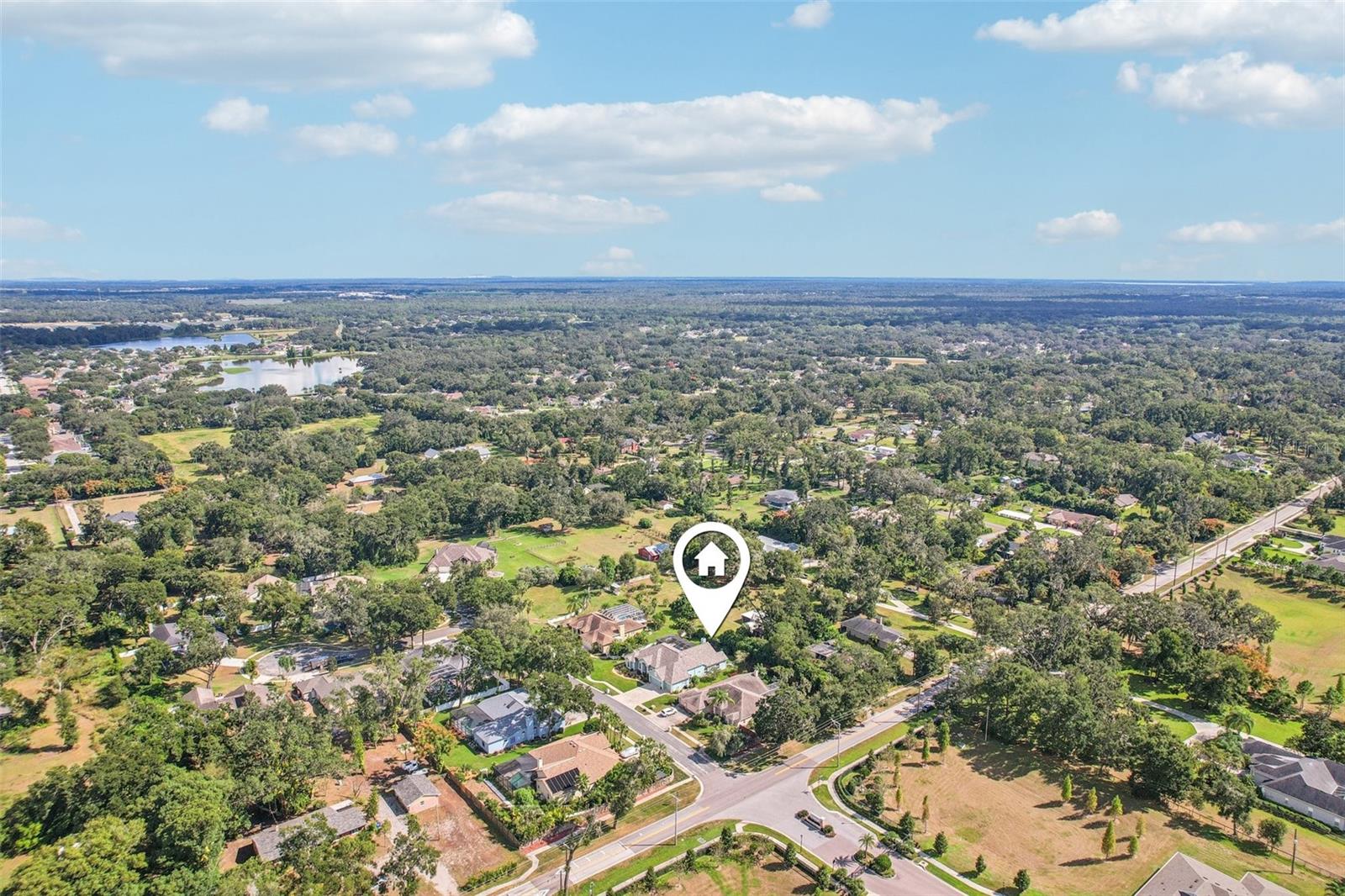 AERIAL VIEW OF AREA PROVIDES LOCATION OF PROPERTY