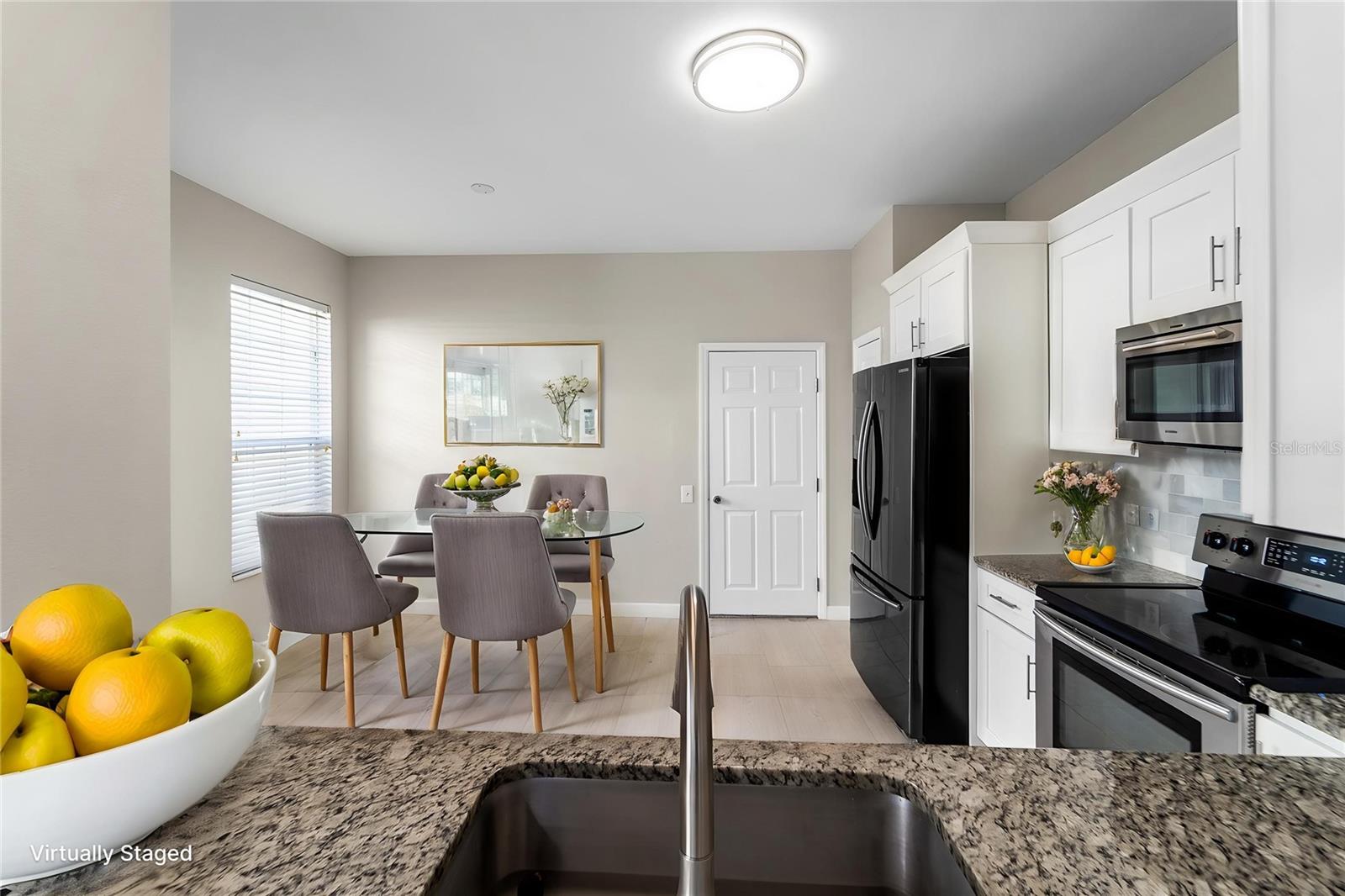 Kitchen & Dining Room