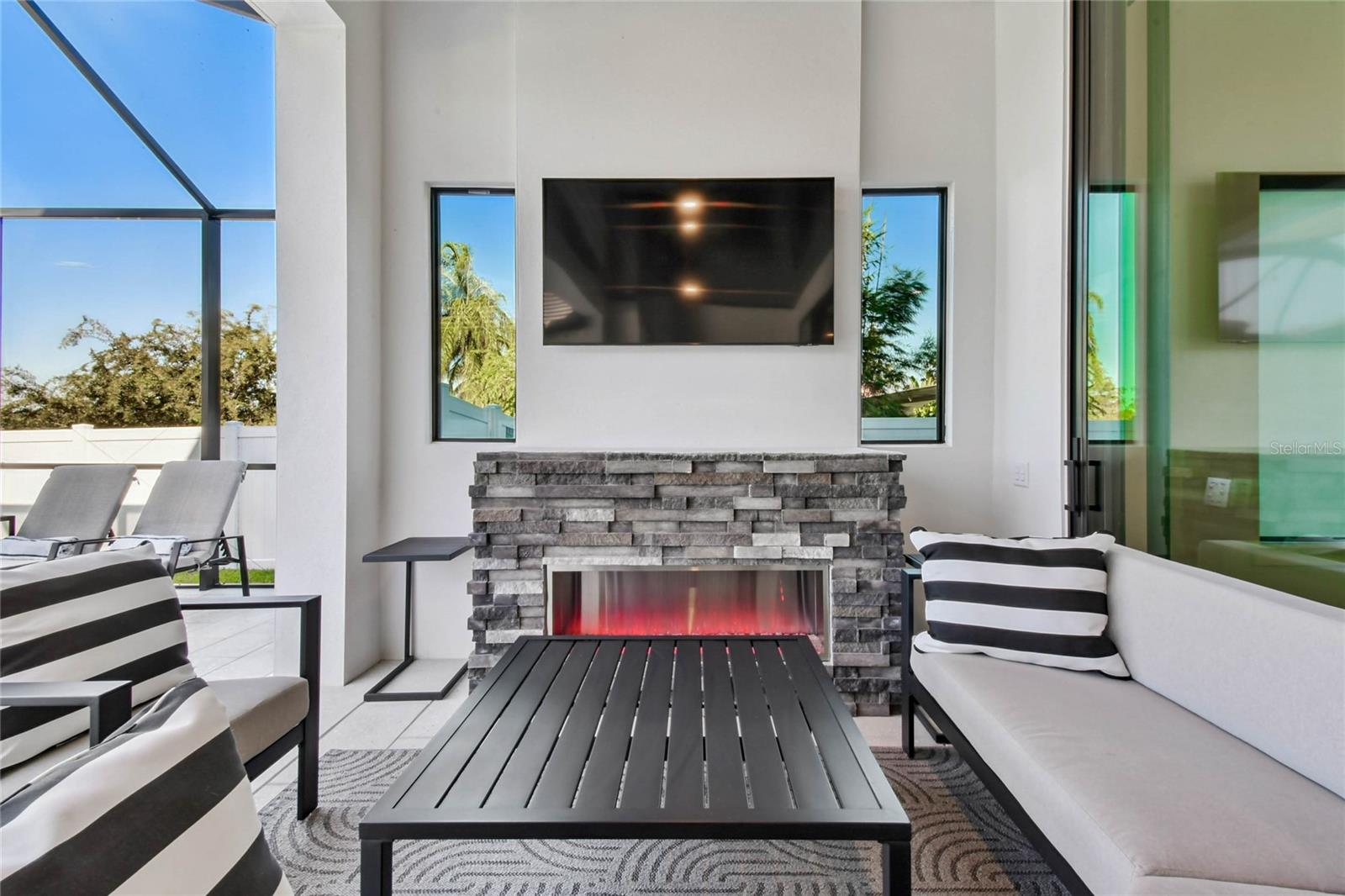 Lanai Gas Fireplace, TV, Sitting area