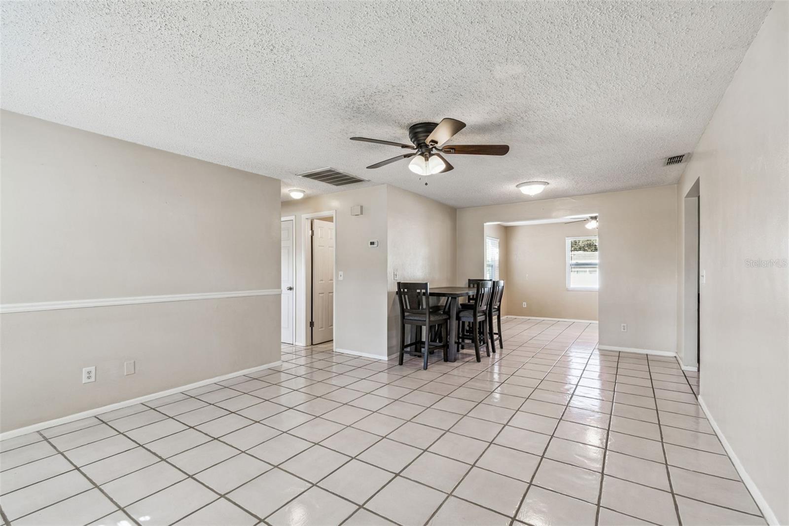 Living Room/Dining Room