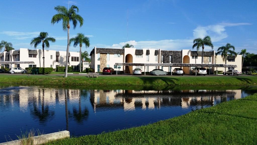 Fernwood Circle from Garden Drive