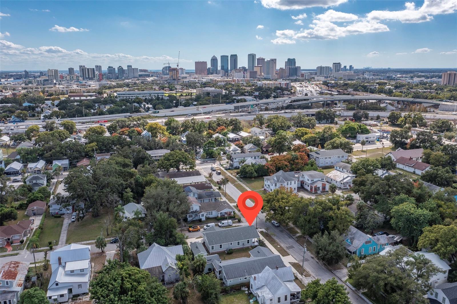 SO close to downtown!