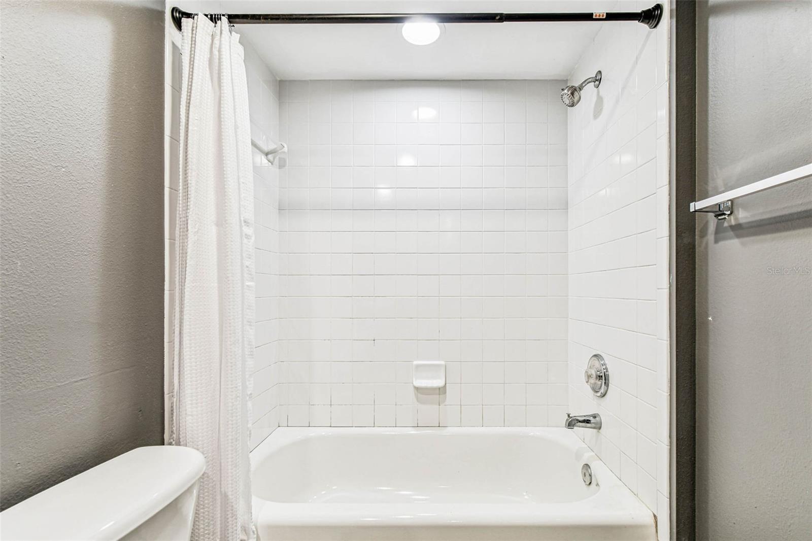 2ND BATHROOM