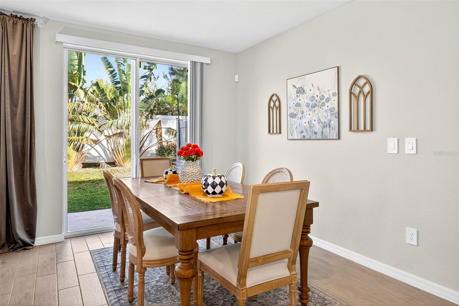 Dining area just off the kitchen and living room