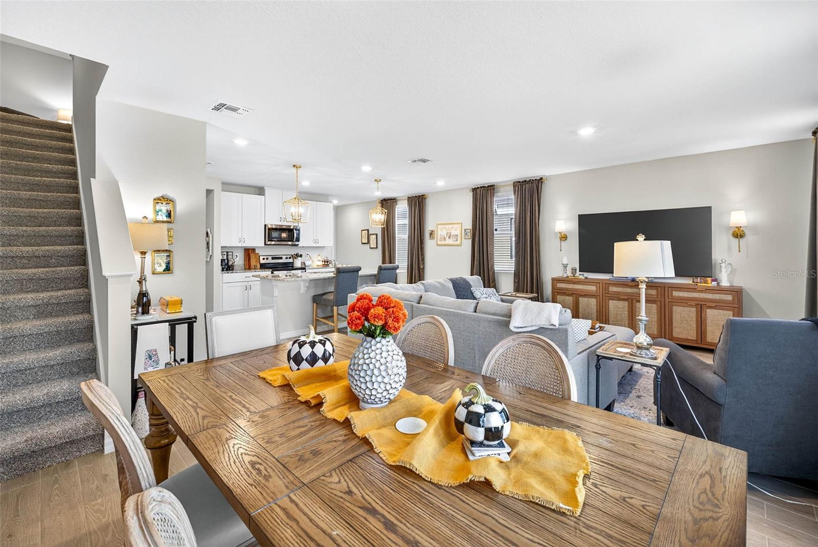 Feel like formal dining or a breakfast nook- this is your spot.