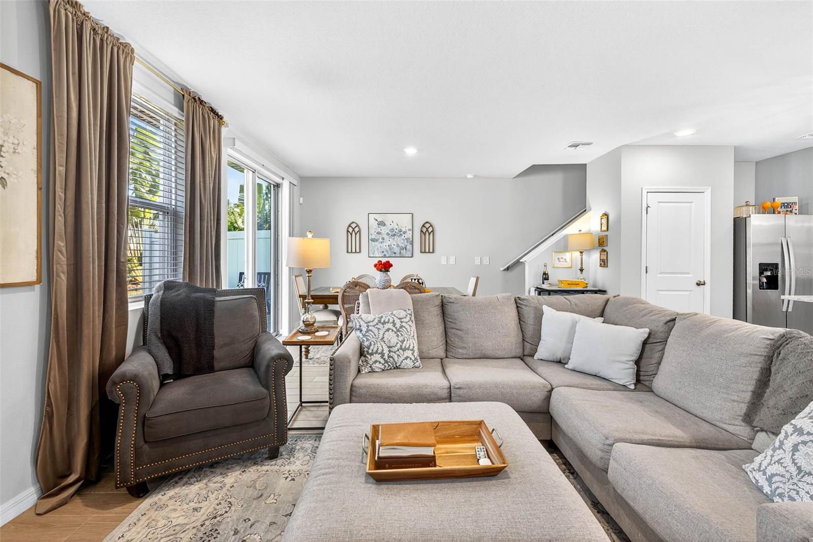 Full sized sectional with additional space.