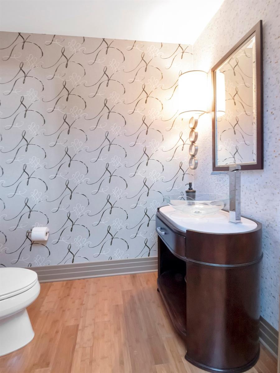 Powder room