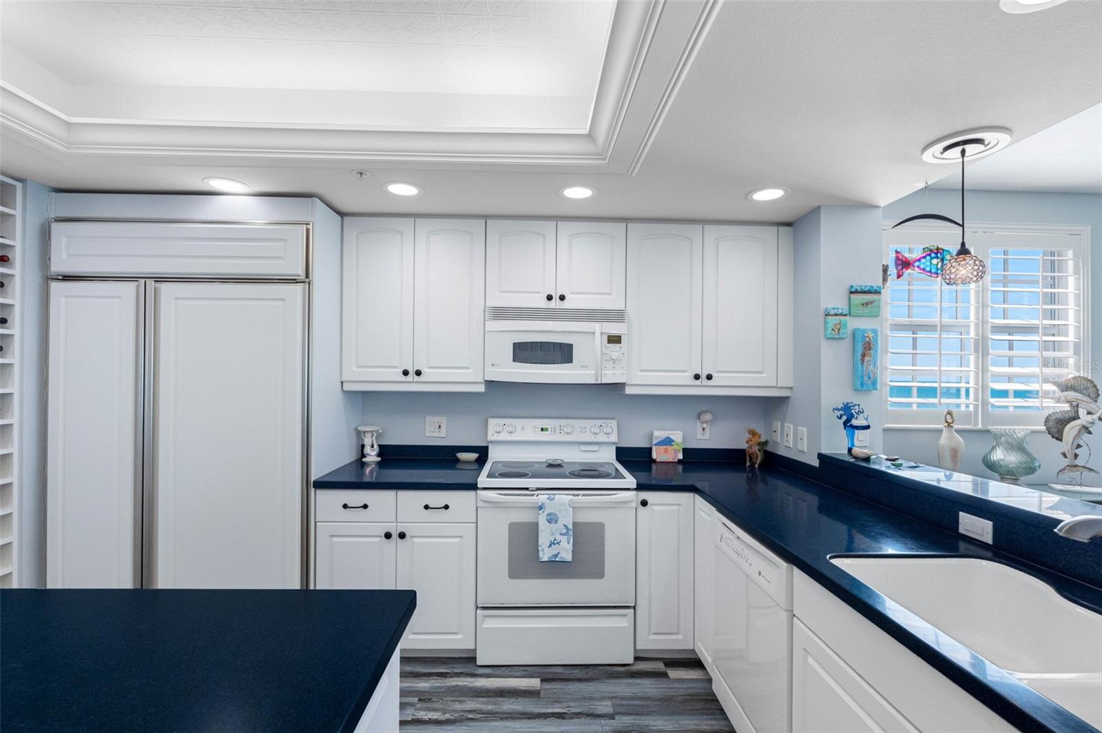 ... Kitchen Shot #3 .. Professionally Designed Layout. Center Isle With Recessed Ceiling & Plenty Of Spacing To Move From One Appliance To Another.