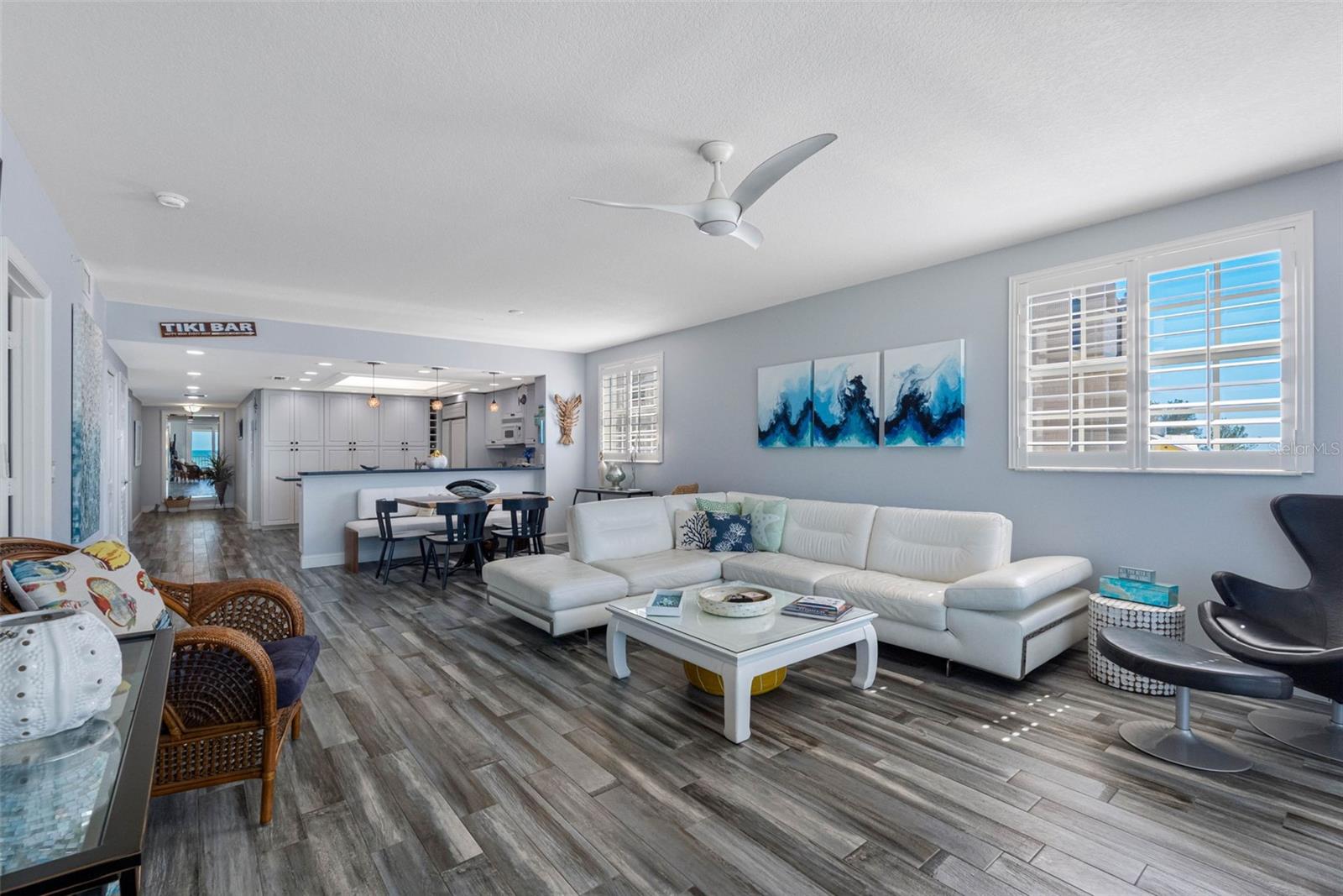 .. Large 27' X 16'5" Great Room With Water Views From Kitchen - Living Areas & Master Bedroom Suite. Your Florida Beach Home Awaits. Come Take a Look. Centrally Located in Indian Shores. Park Your Car in The Garage & Walk to Restaurants & Nightlife.