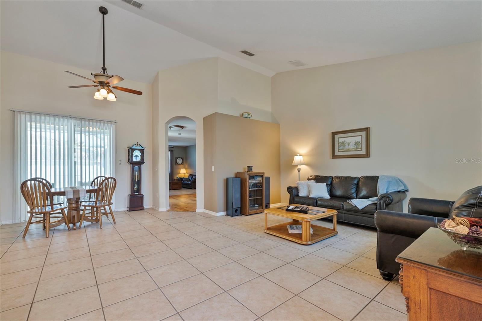Living Room/Dining Room
