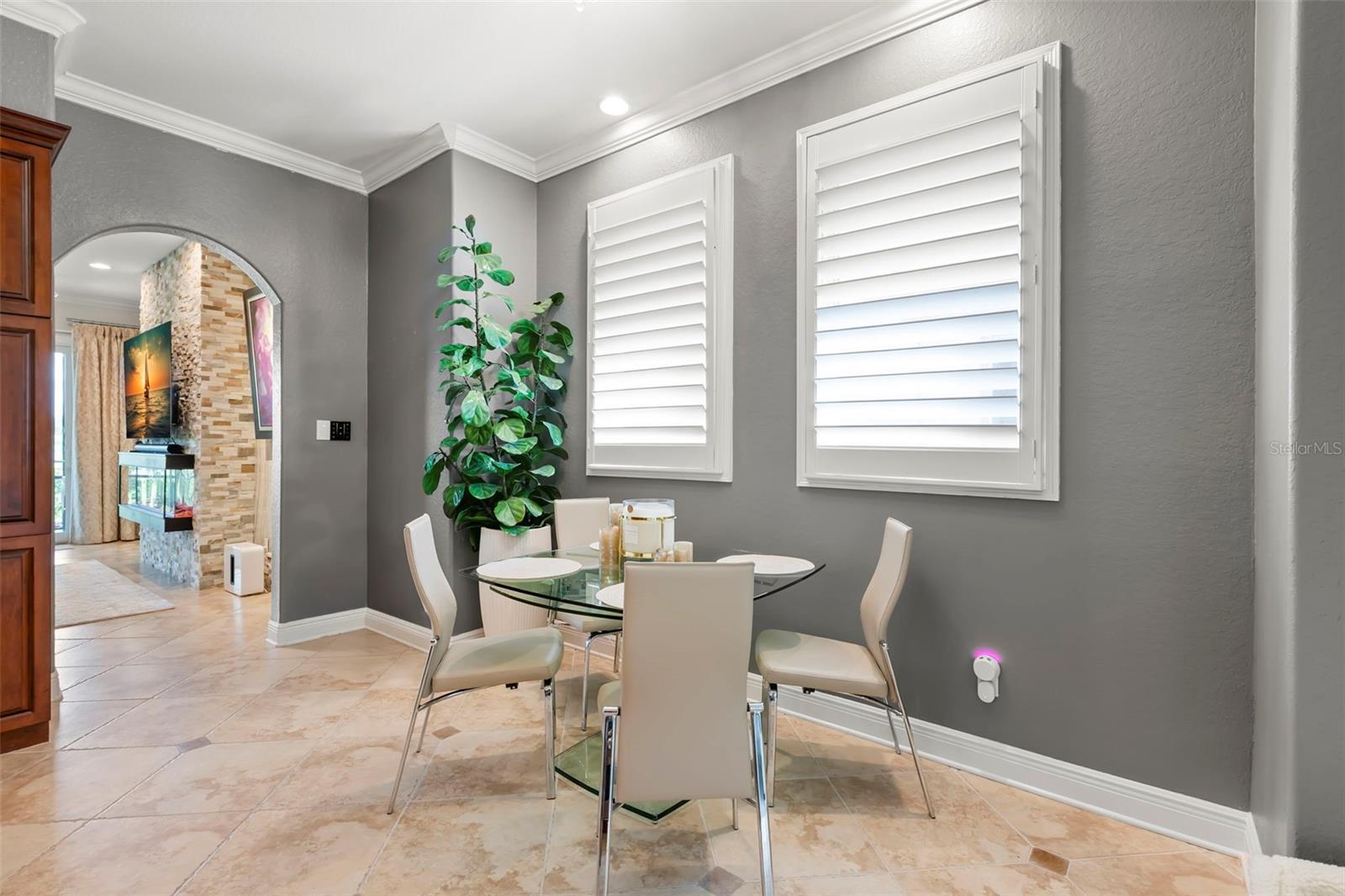 Separate eating area in the kitchen.