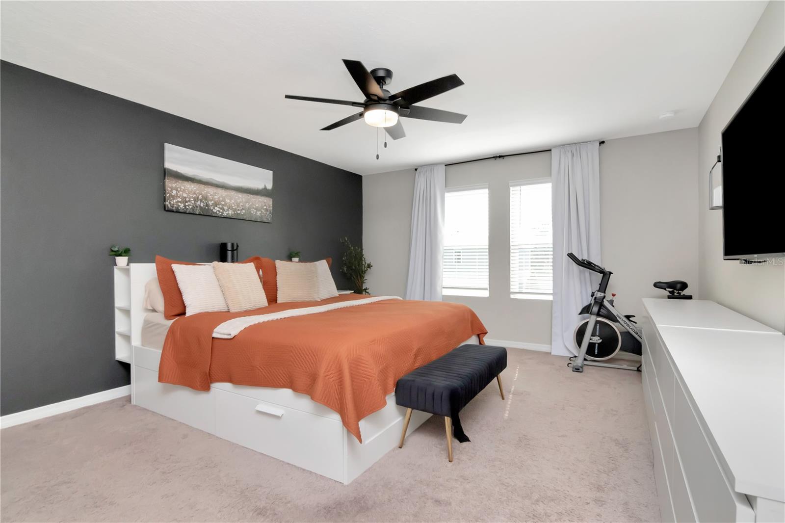 Primary Suite Oversized