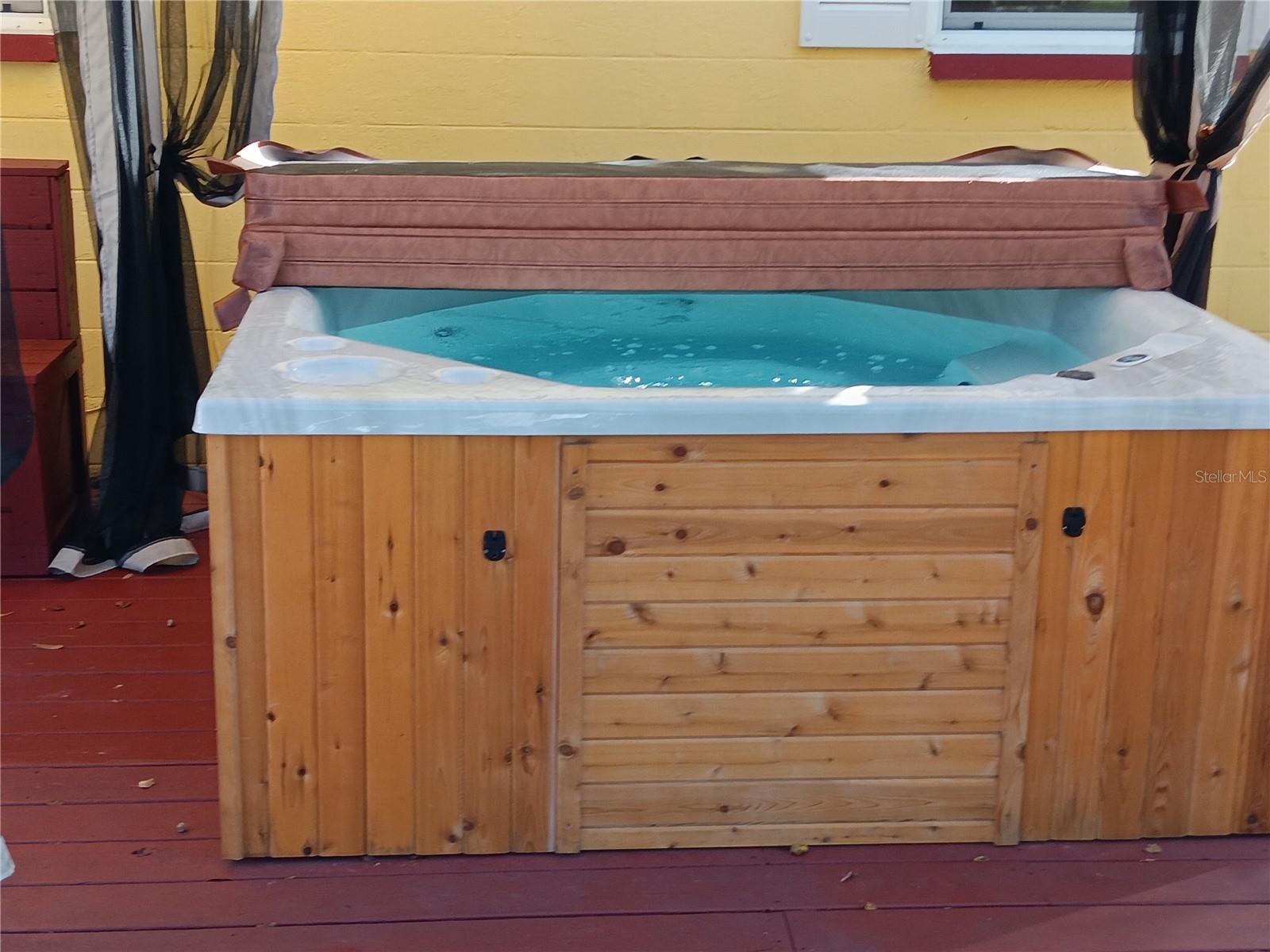 Jacuzzi Deck