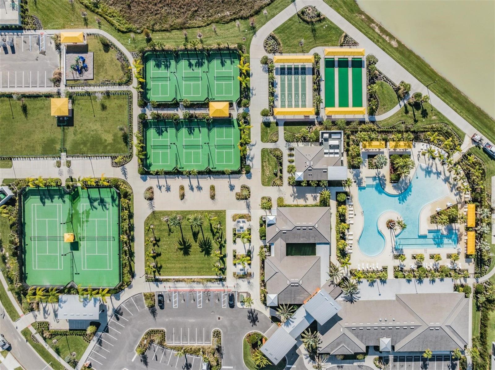 Birds eye view of Medley amenities