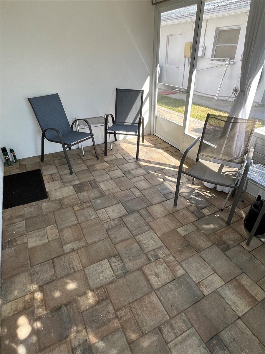 Back Patio & Wrap Around Pavers