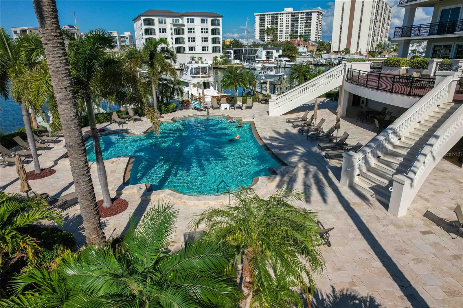 OASIS POOL