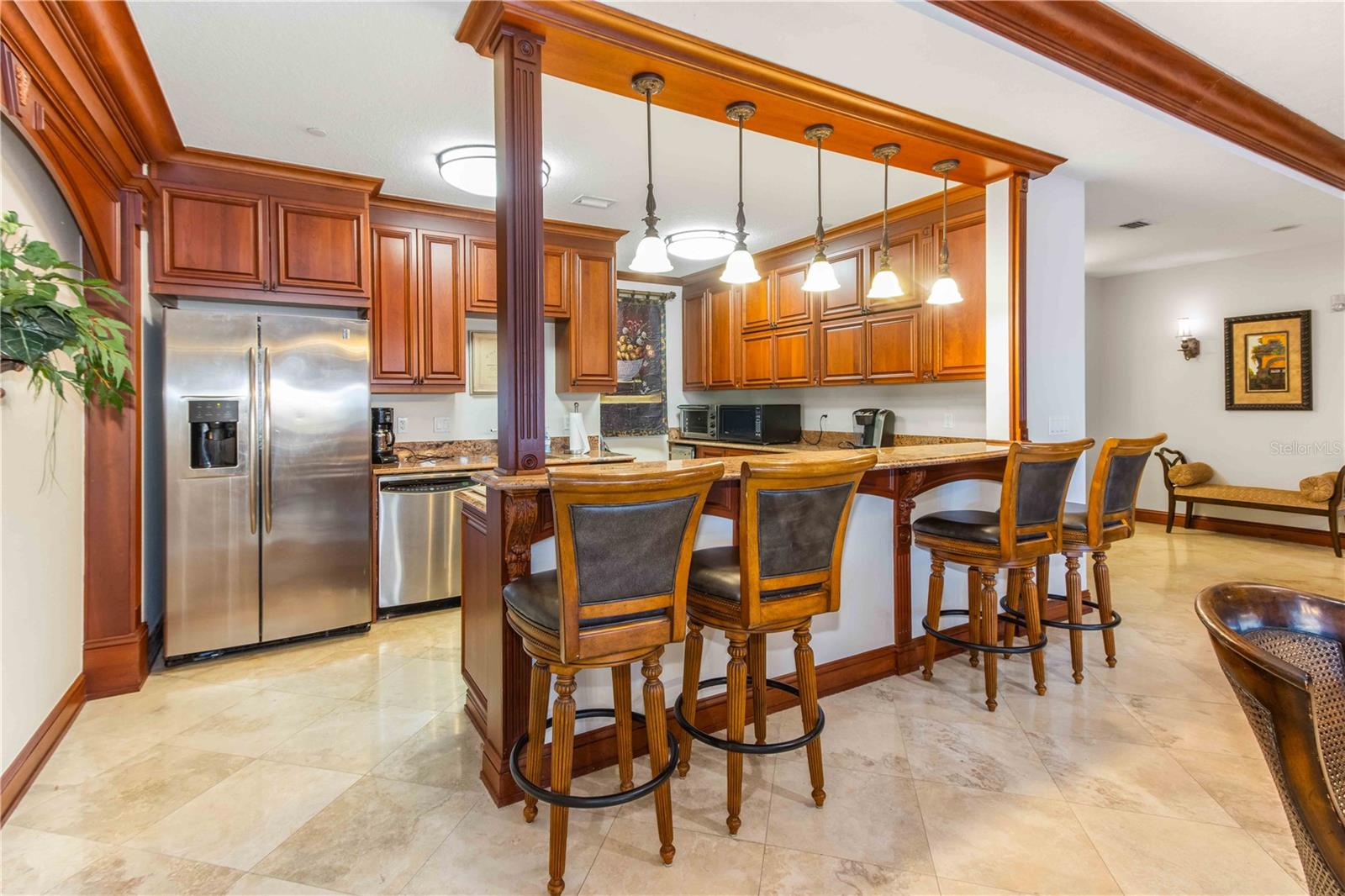 FULL KITCHEN IN CLUB ROOM