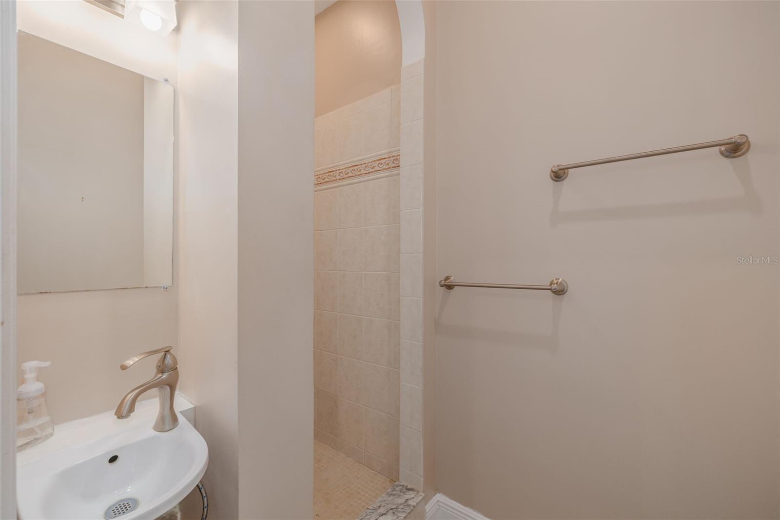 Guest Bathroom off Kitchen