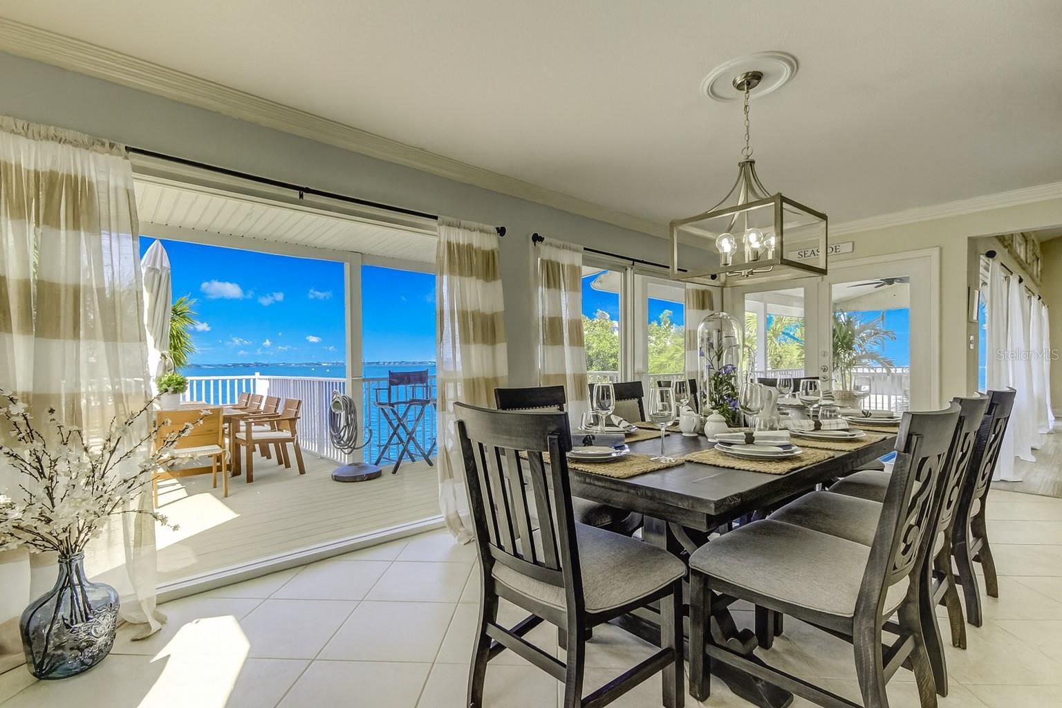 Enough Dining area to seat a large party. This table can be extended to accommodate a large party.