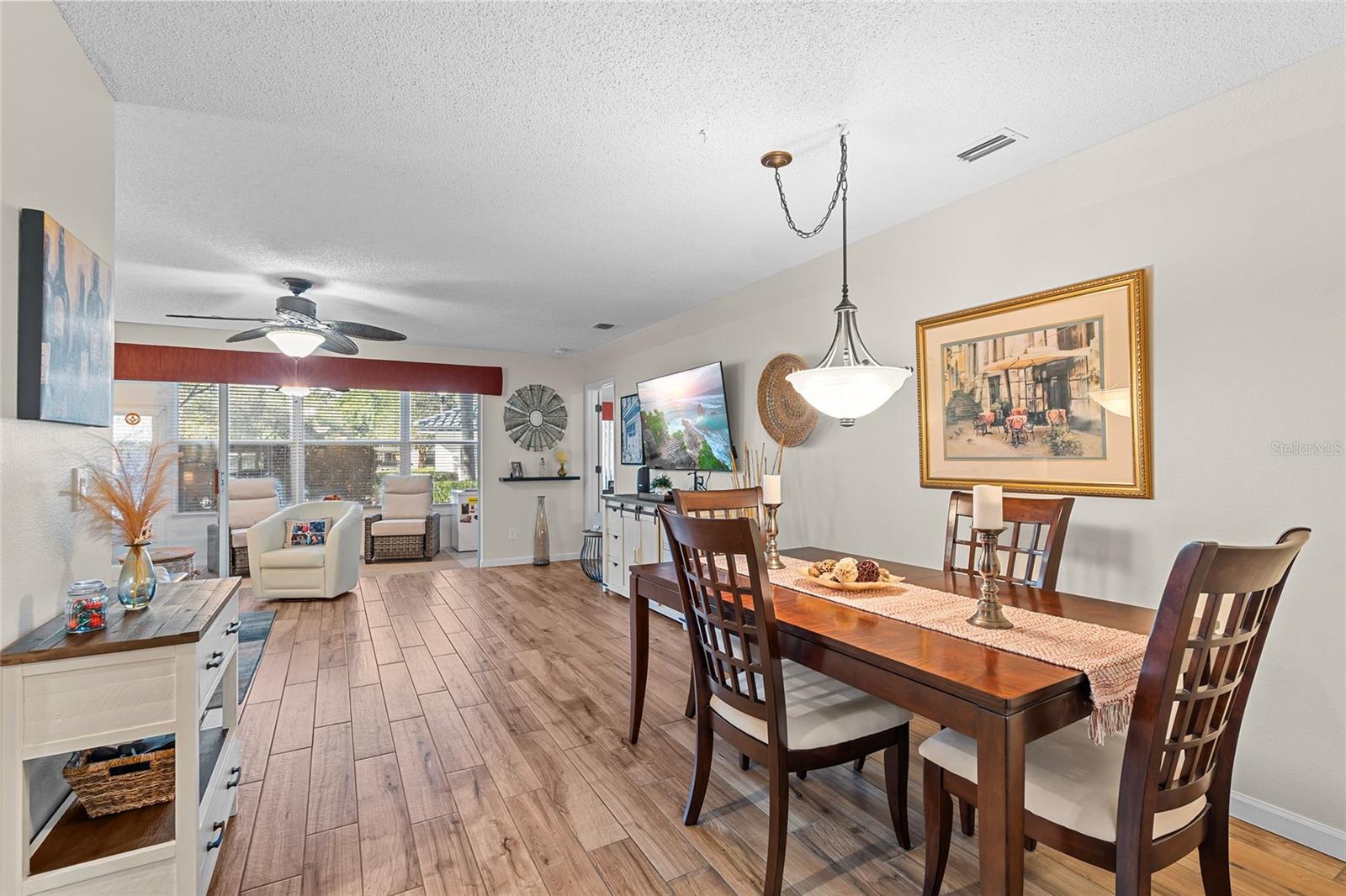 Spacious Dining Room