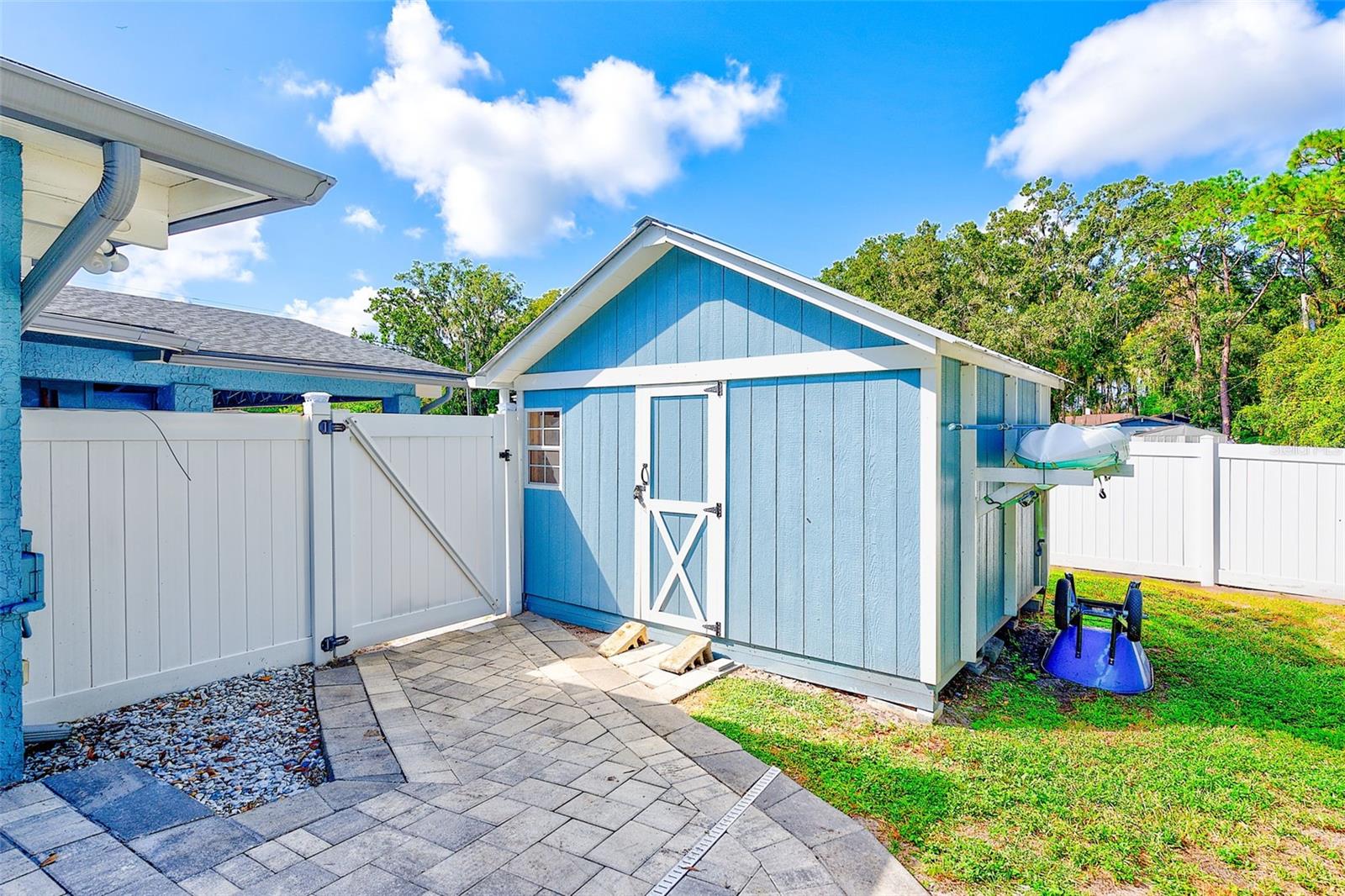 Newer custom built 12x12 shed