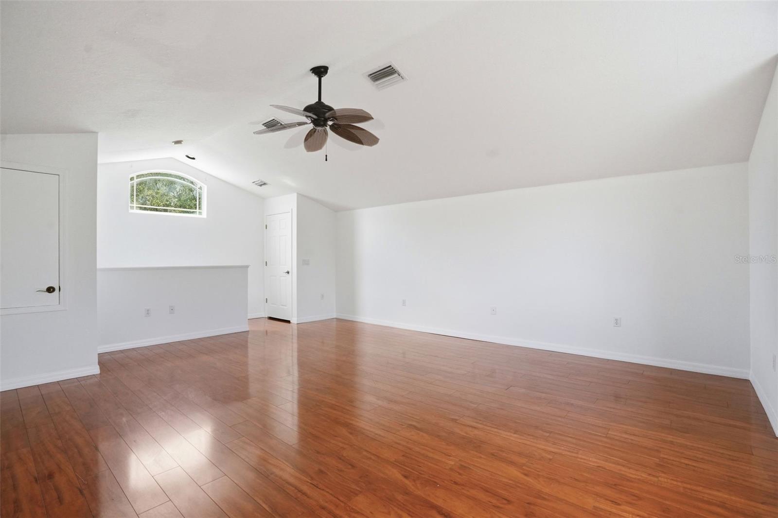 Upstairs Bonus Room
