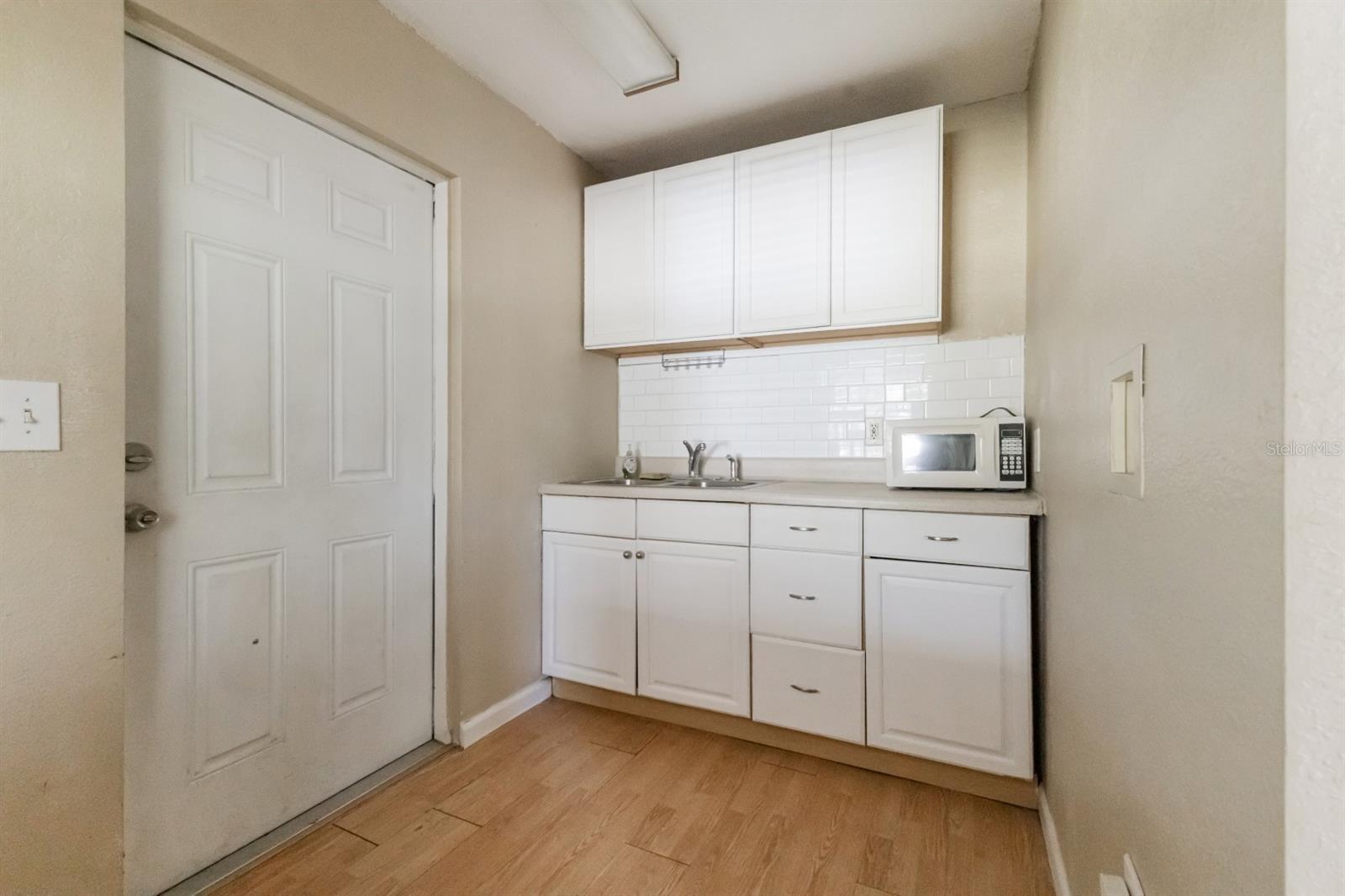 GH Kitchenette