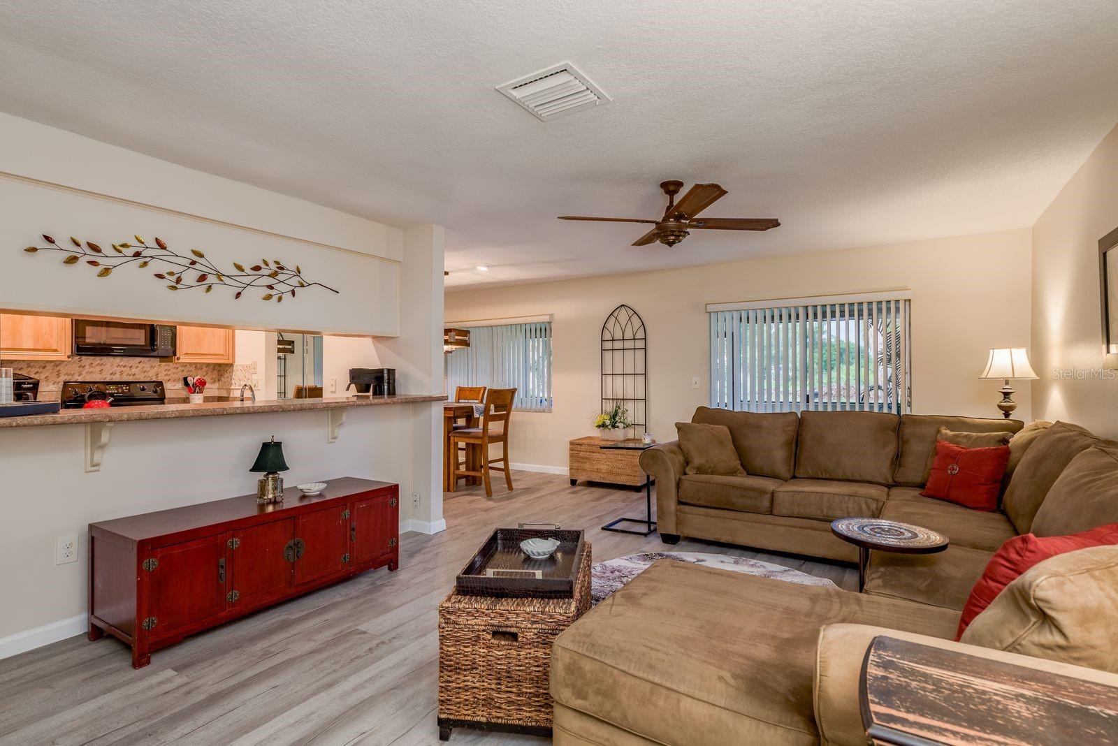 Livingroom with new laminate flooring.