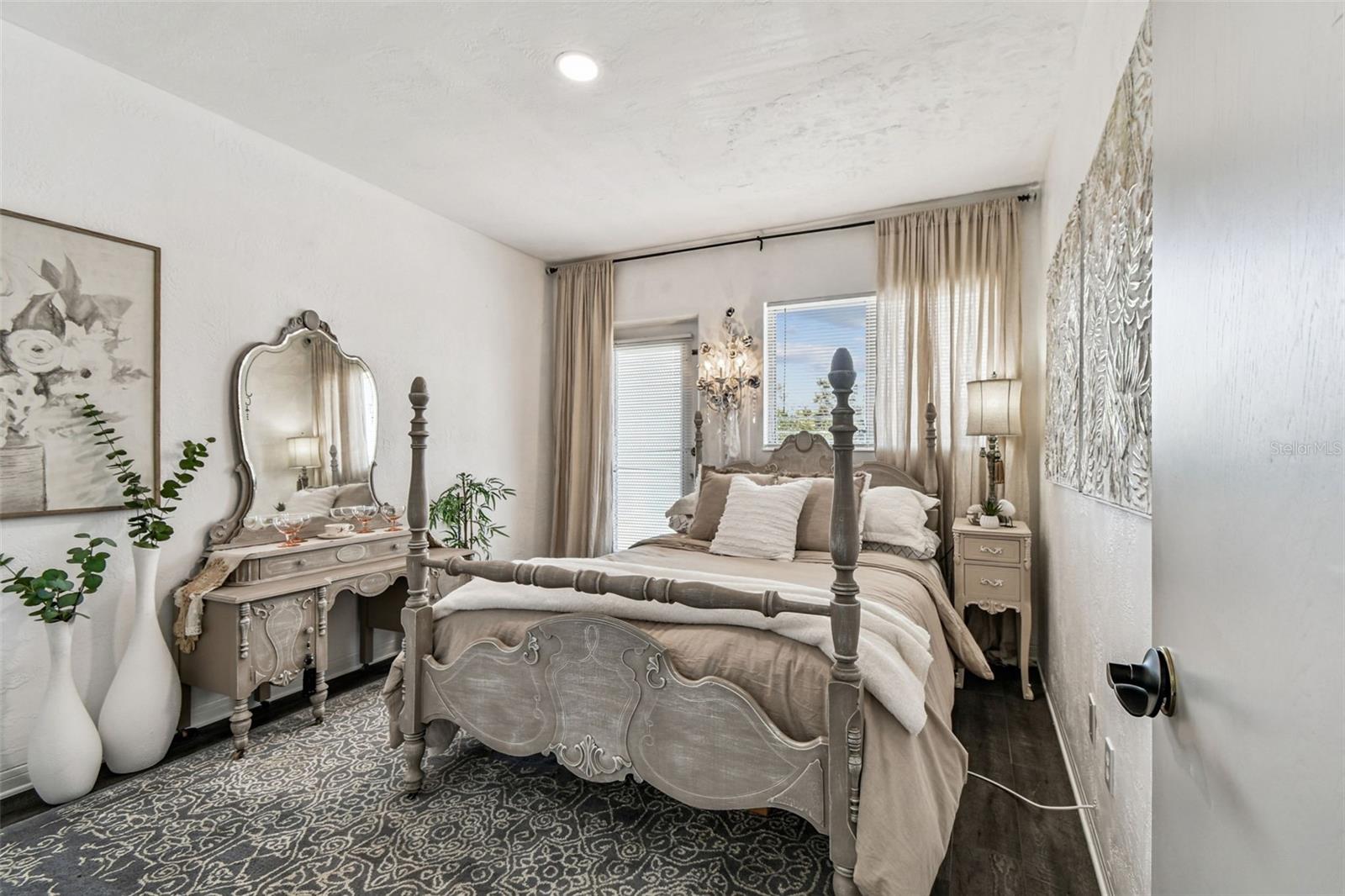 Second bedroom