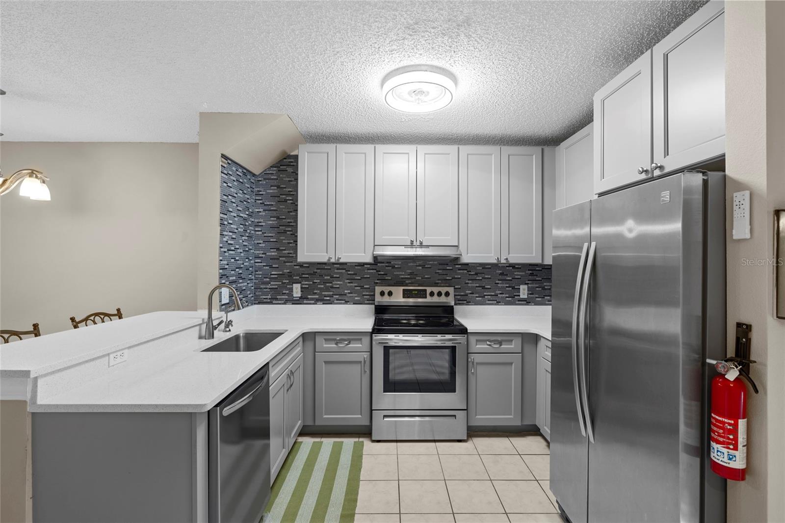 eat in dining space