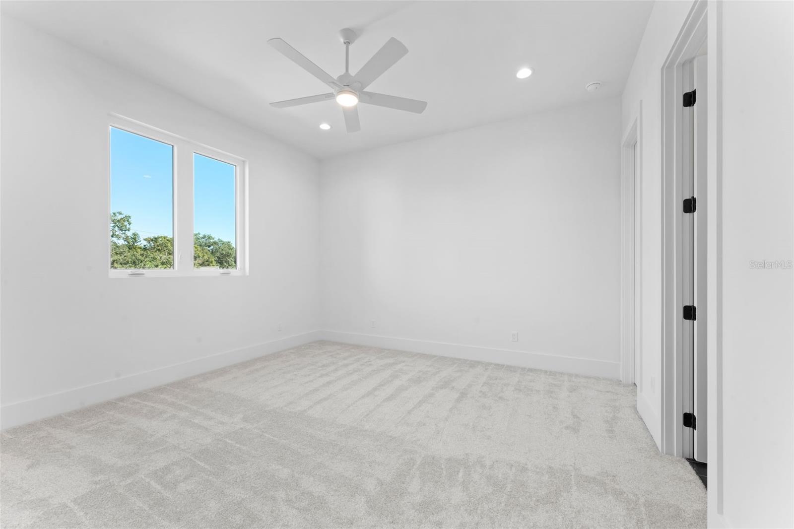 Upstairs guest bedroom 3.