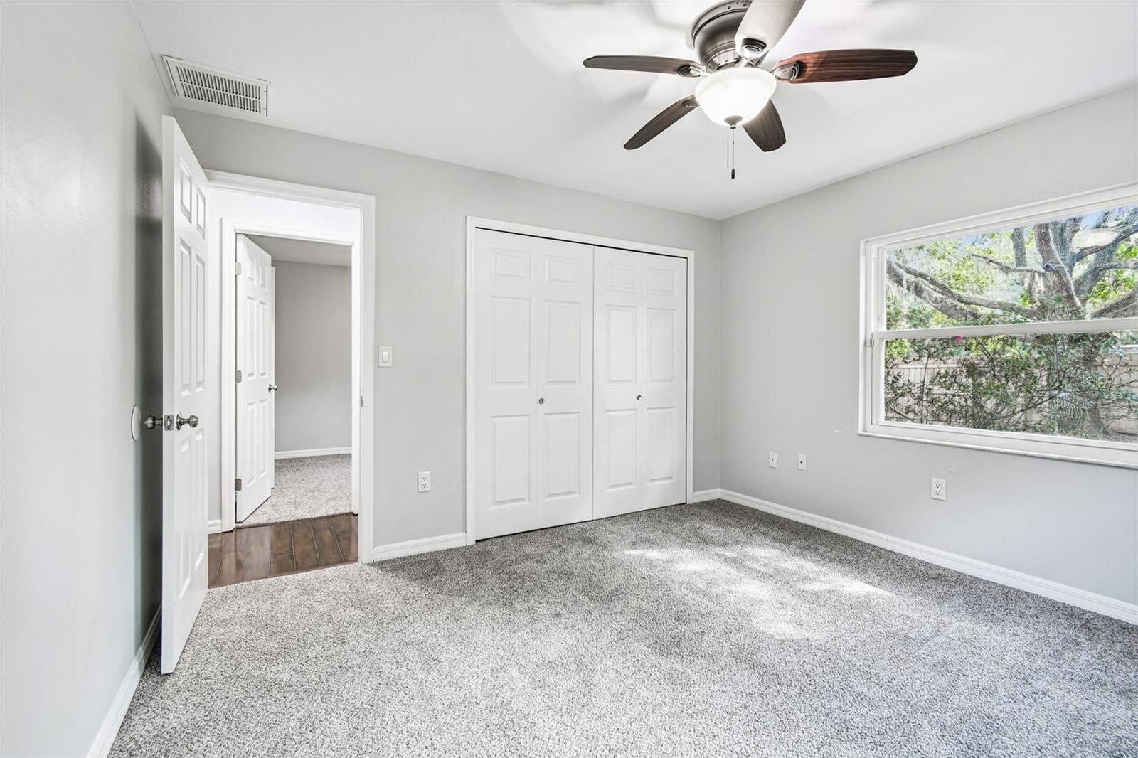Also offers Closet Organizers!