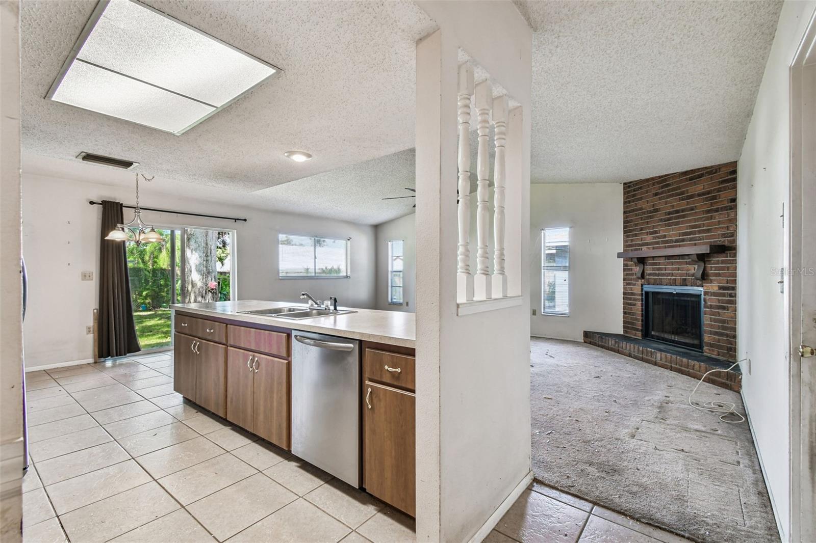 Kitchen/Living Room