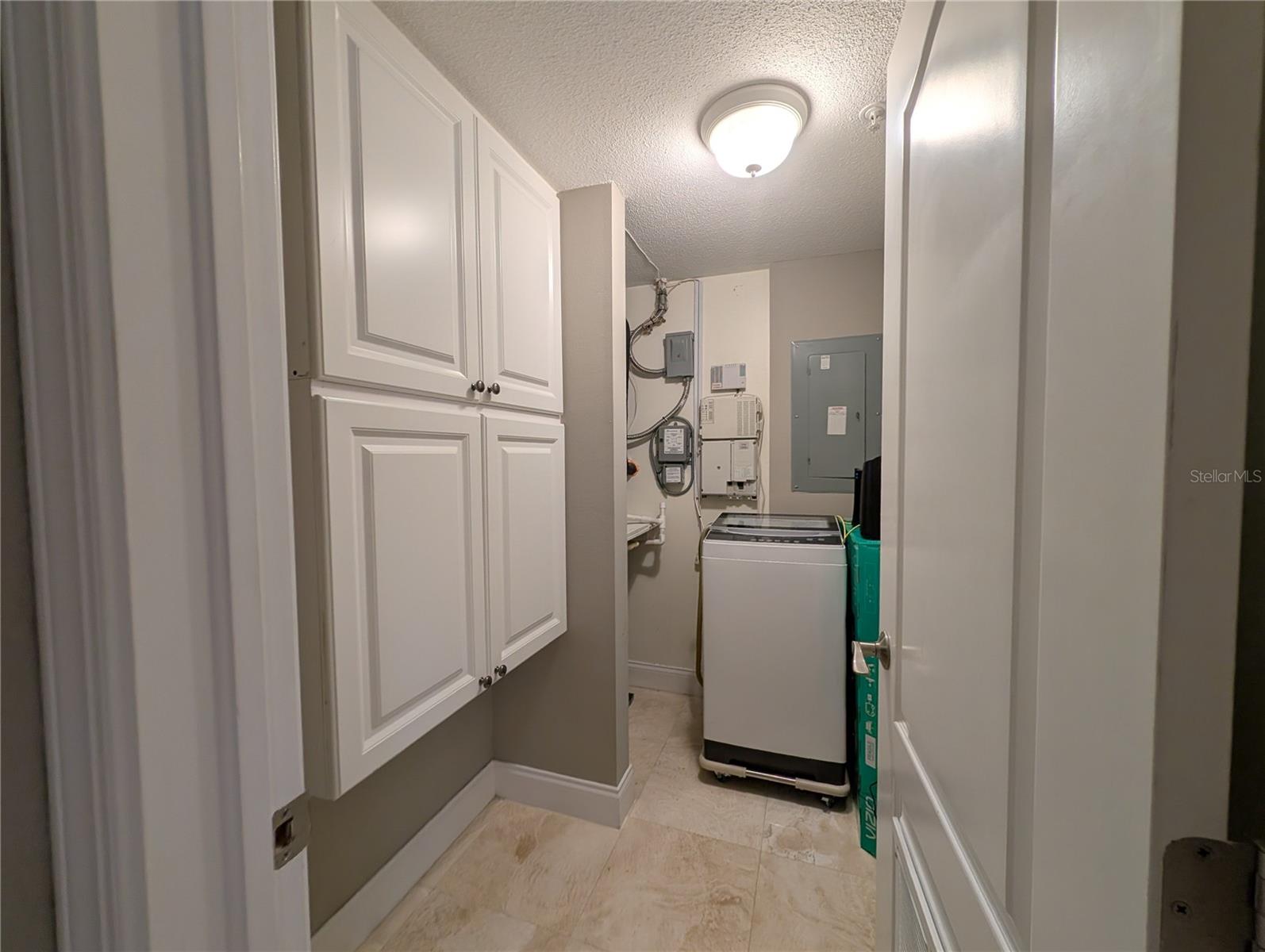 Laundry (portable washer)