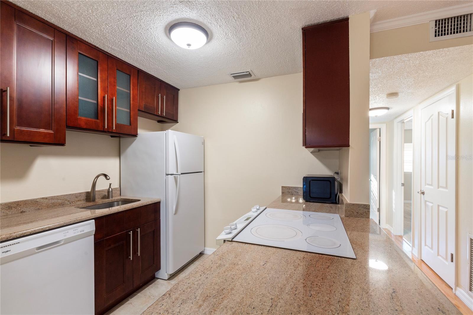 Open Kitchen