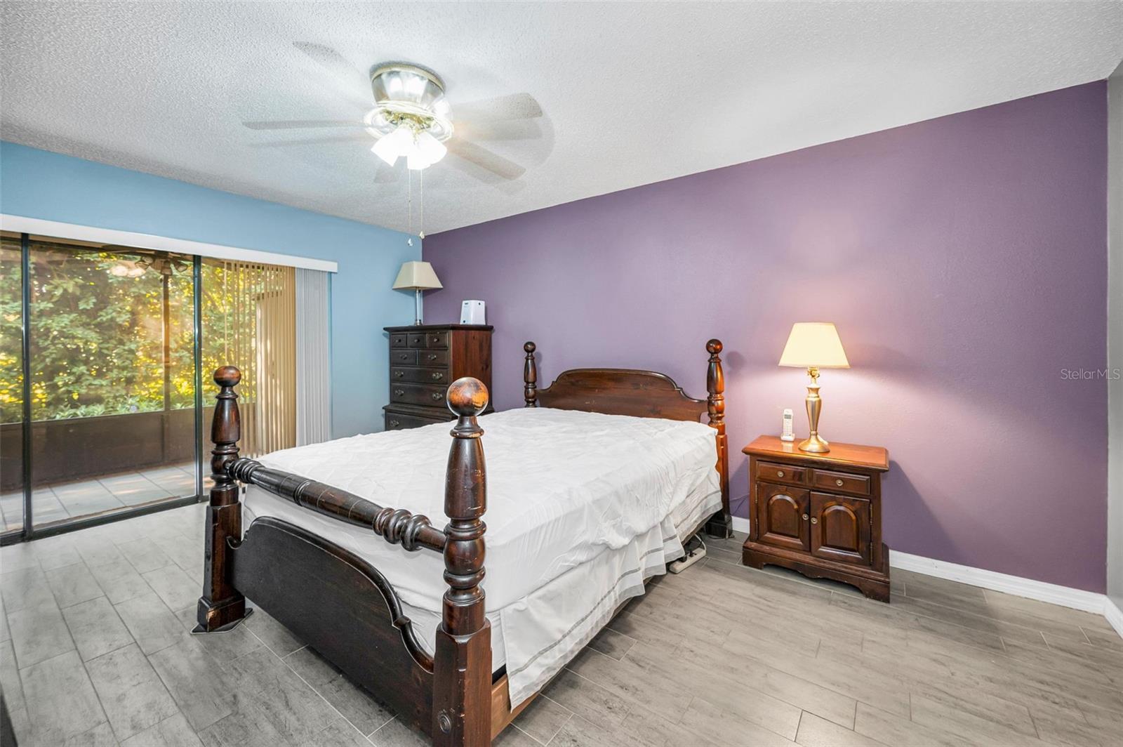 Primary bedroom - room for all your furniture