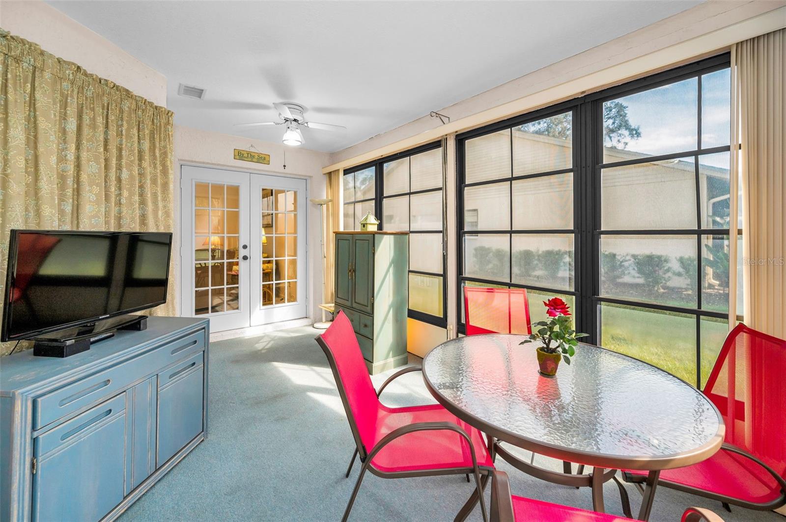 Screened in Outdoor Lanai - French Doors to the Living Room