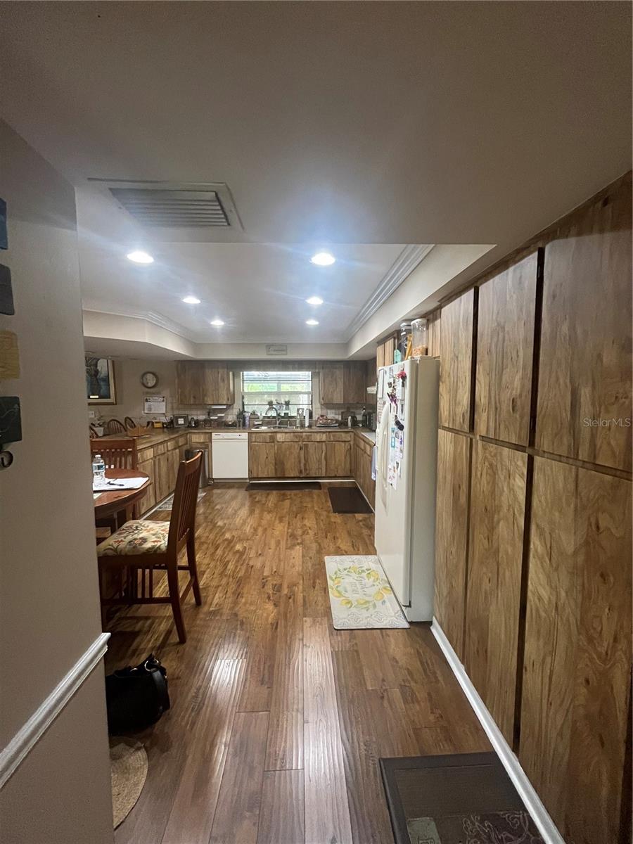 Lots of kitchen storage