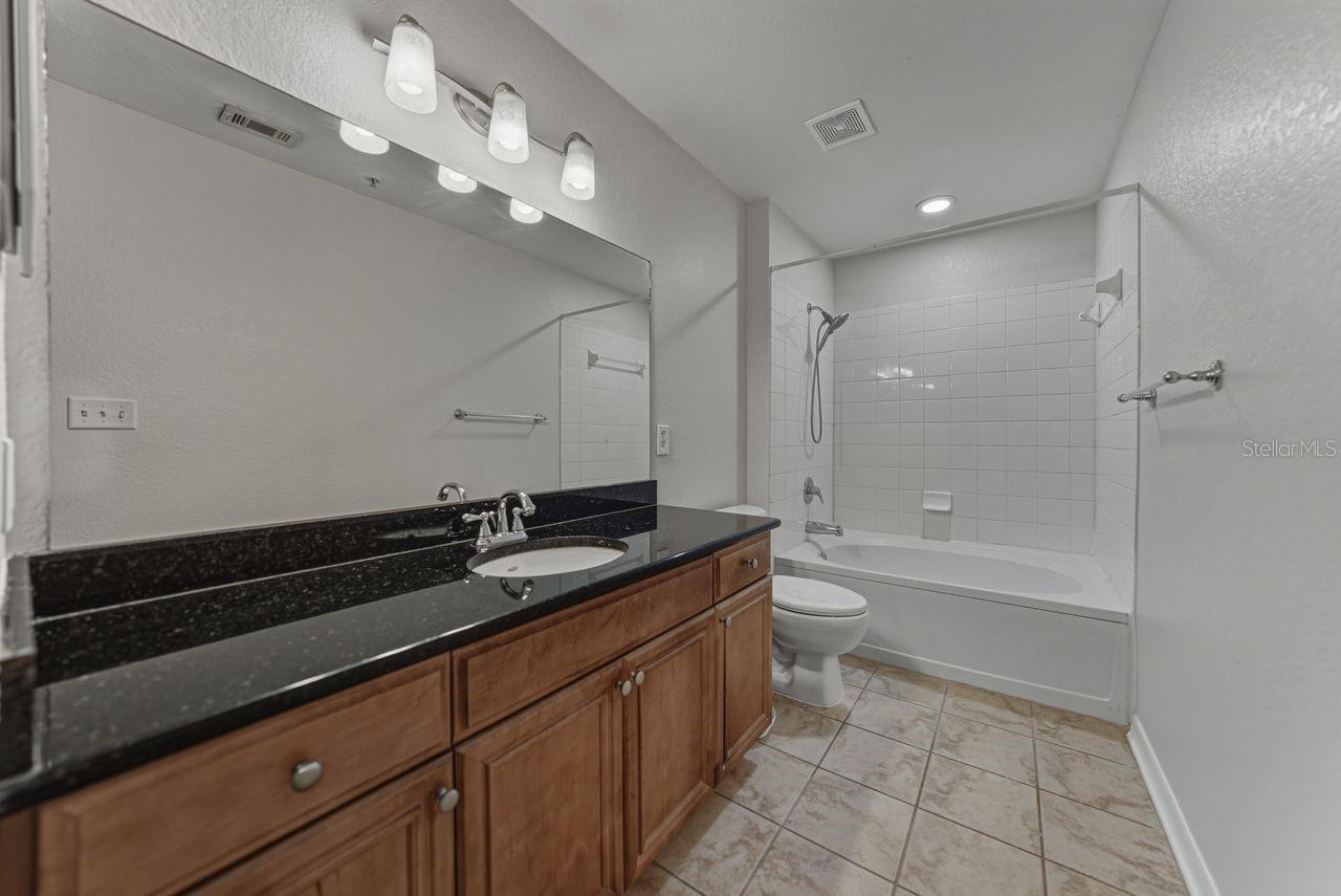 Primary en-suite bathroom.