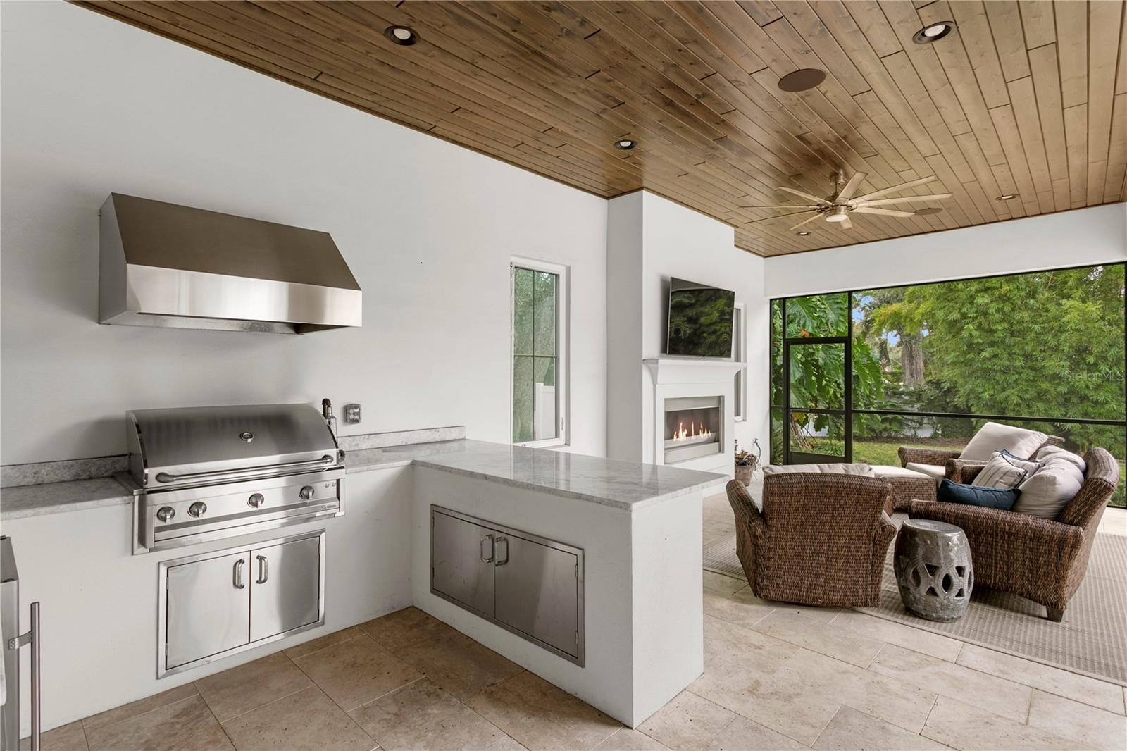 OUTDOOR KITCHEN & FIREPLACE